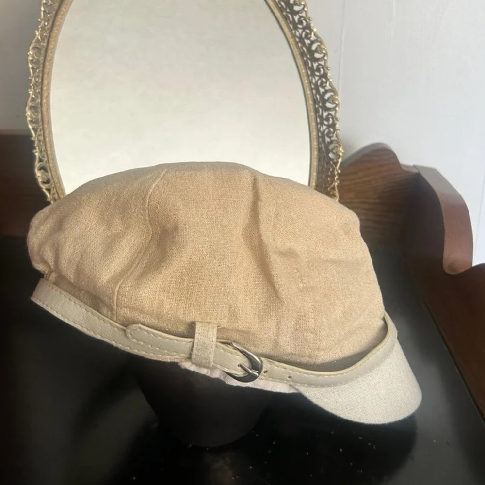 Sparkling cabbie hat